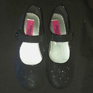 BNWOT Size 13 Girls Rachel Shoes sparkly and comfy